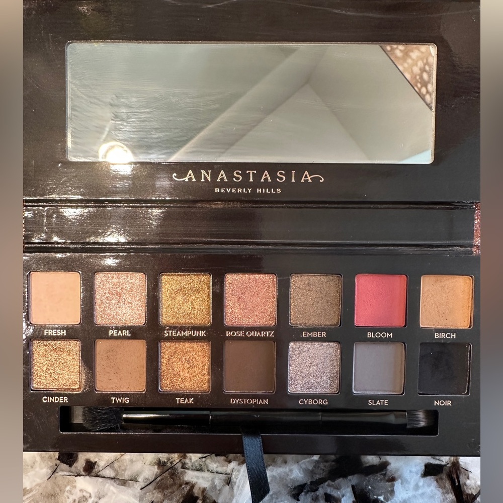 Anastasia Beverly Hills Sultry palette